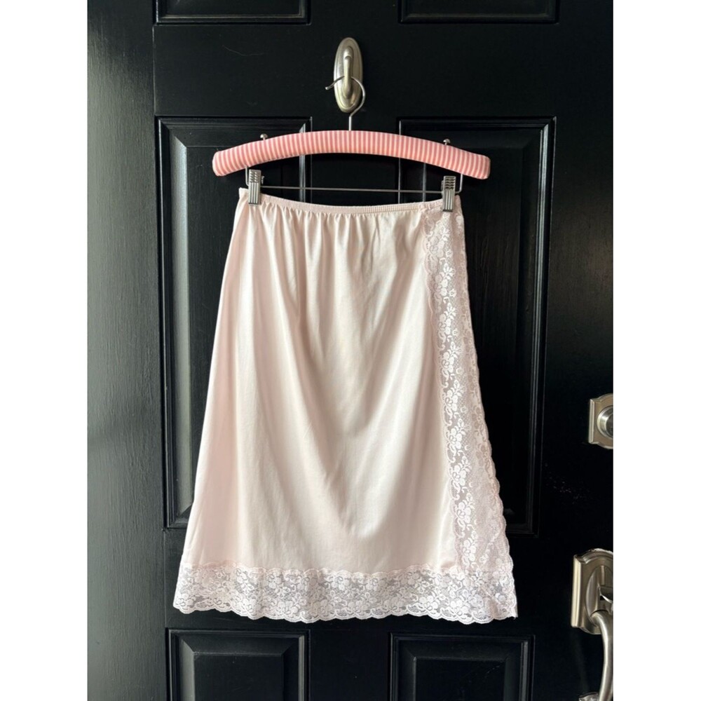 VTG Pale Pink Nylon Lace Half Slip Size S